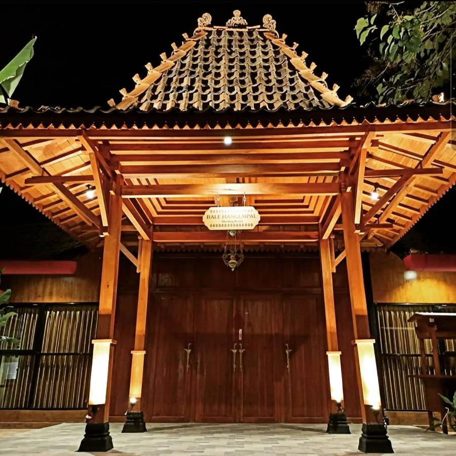 Kampung Lawasan Heritage Cottage Maguwo Экстерьер фото