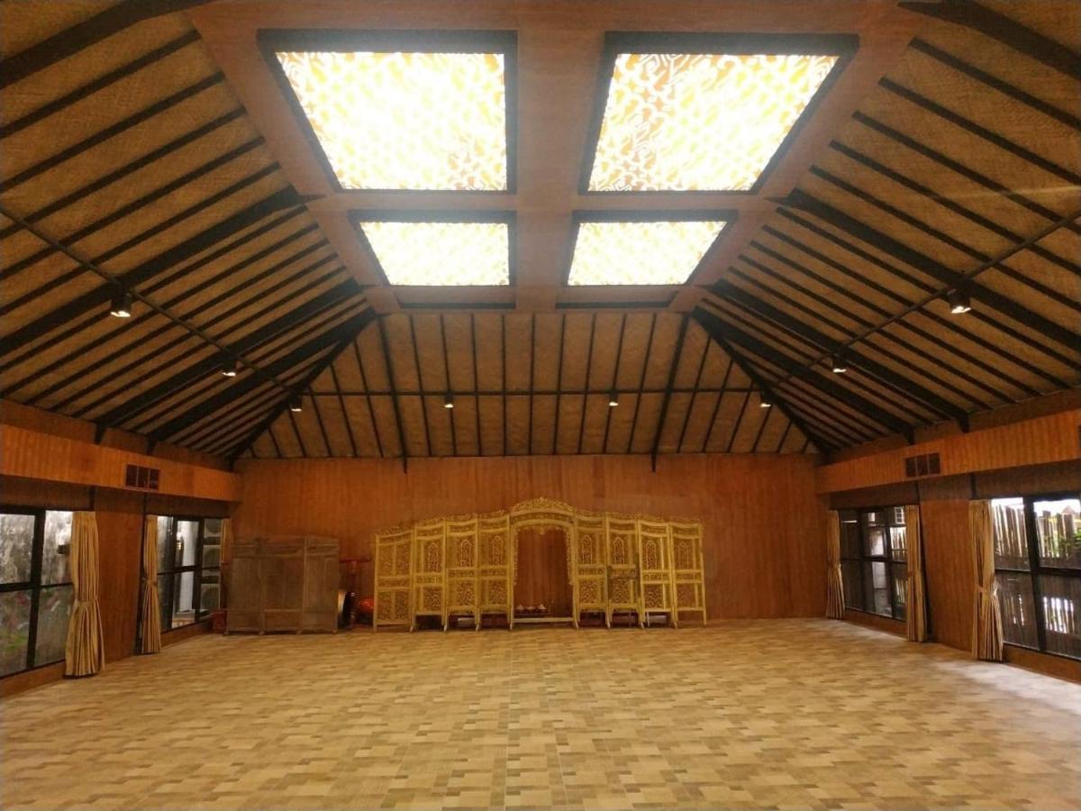 Kampung Lawasan Heritage Cottage Maguwo Экстерьер фото